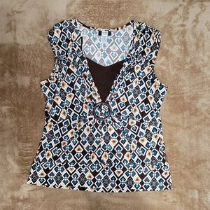 Geometric Patterned Women's Top